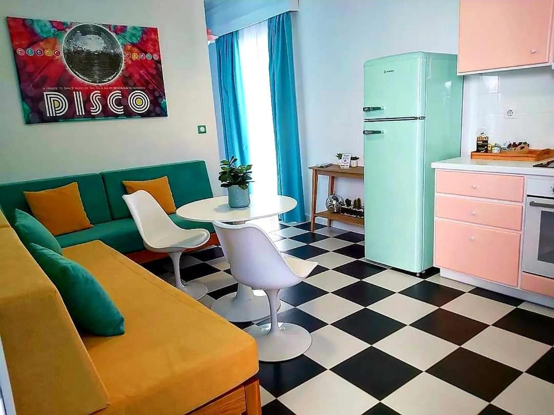 Nostalgia Retro Suites Naxos City Extérieur photo